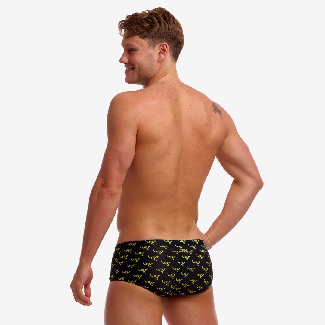 Rainbowie Mesh Gear Bag
